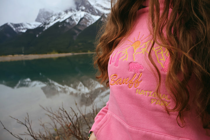 🍁Limited Edition Retro Banff Hoodie