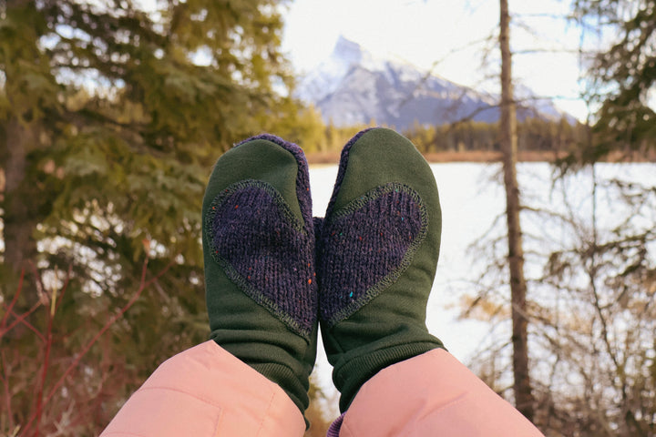 🍁Heart Mittens